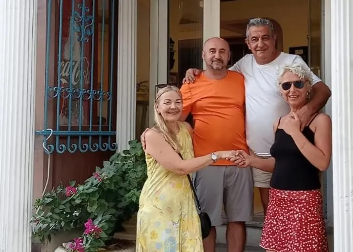 Oda ve Kahvaltı Efesian