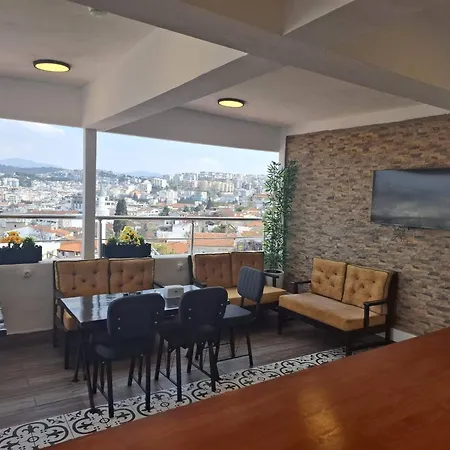 Efesian Center - Harbour Bed and Breakfast 3*