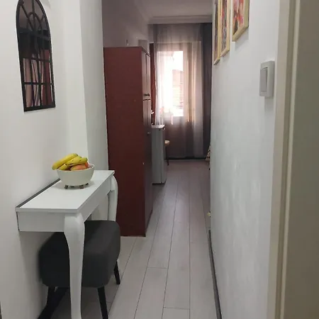 Efesian Center - Harbour Bed and Breakfast Κουσάντασι