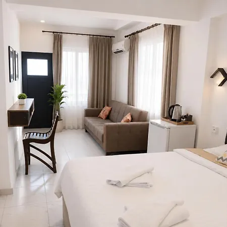 Efesian Center - Harbour Bed and breakfast 3*