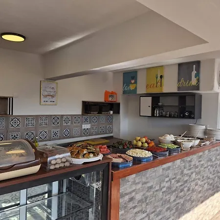 Efesian Center - Harbour Bed and breakfast 3*