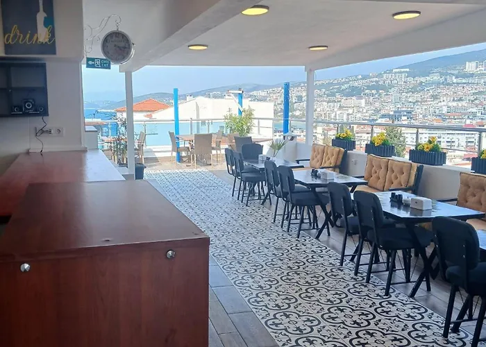 Efesian Kusadası
